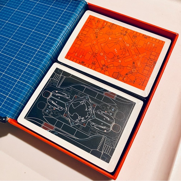 NWT History of Space Travel Playing Cards - Picture 2 of 4
